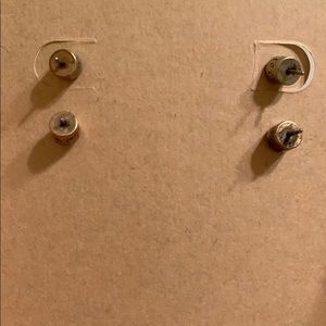 Chloe + Isabel Jewelry - NEW! Two Rose Gold Pink Jade Flower Earring Studs Chloe + Isabel Jewelry - NEW! Two Rose Gold Pink Jade Flower Earring Studs
